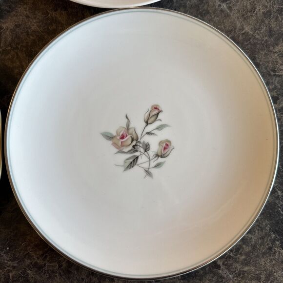 Set Of 4 Mismatched Salad Cake Dessert Plates Florals Wedding Shower Parties - Picture 5 of 10